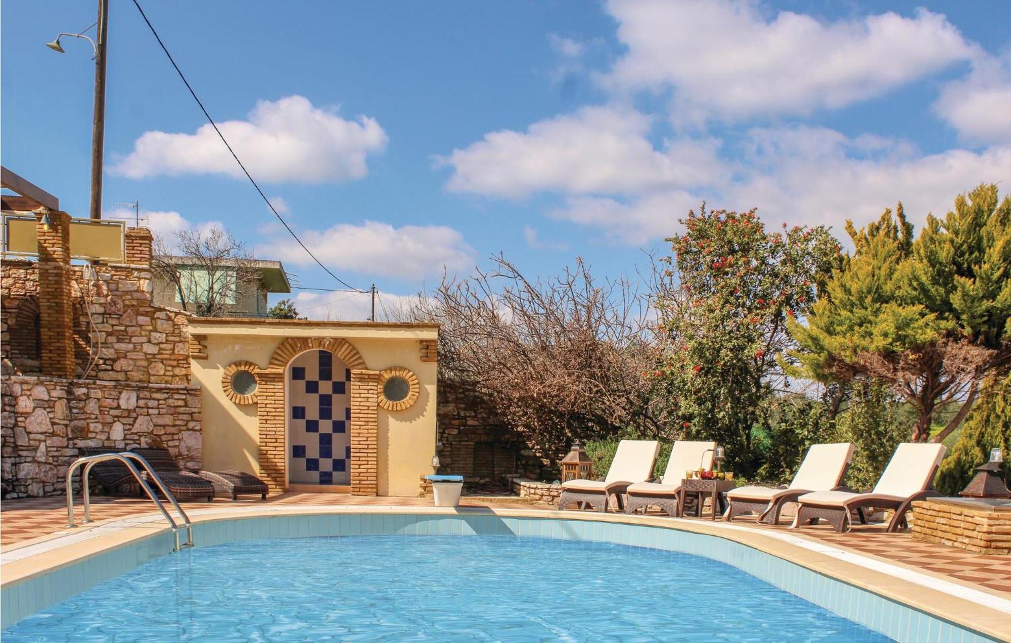 Amazing Home In Koroni With Wifi Esterno foto