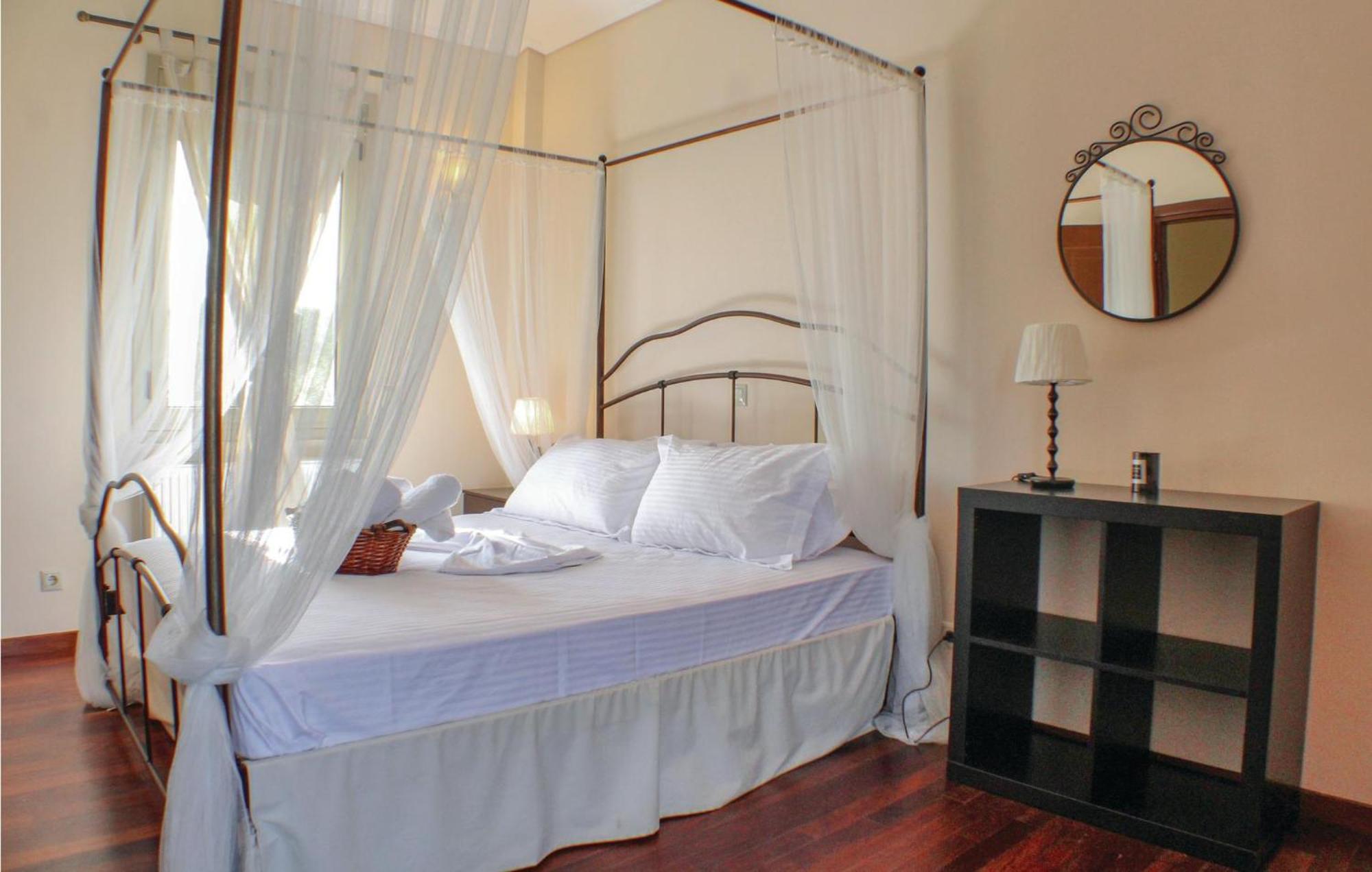 Amazing Home In Koroni With Wifi Esterno foto