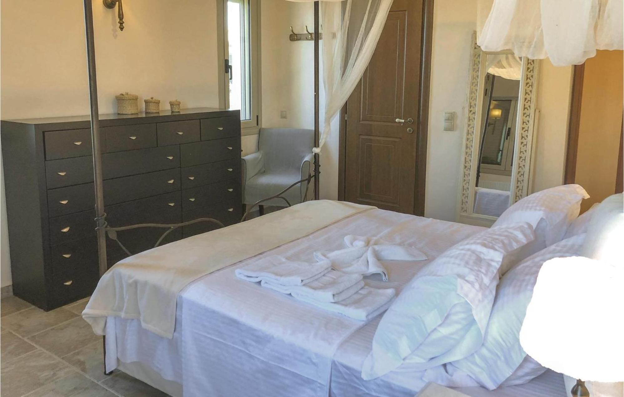 Amazing Home In Koroni With Wifi Esterno foto